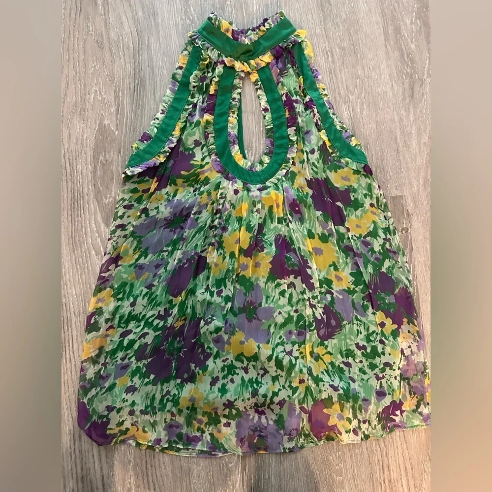 True Couture Floral Halter Top, size Small, EUC - Picture 1 of 12